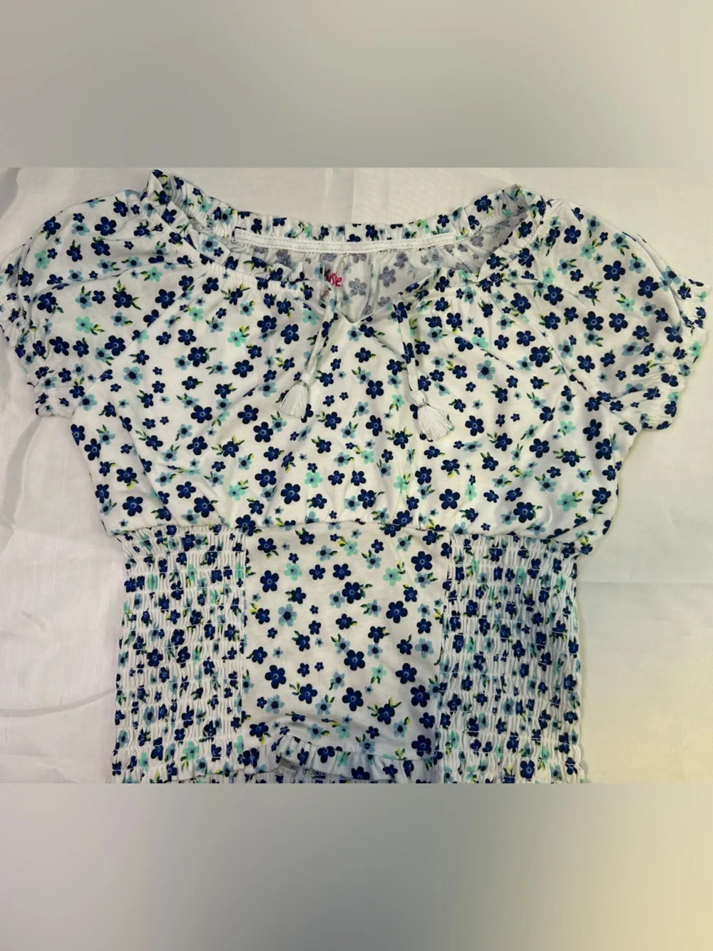 Girls top bundle - Picture 4 of 9